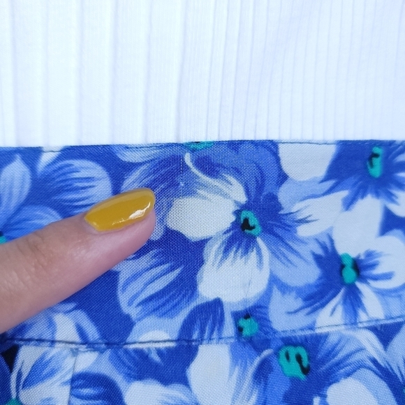 Vintage 100% Silk Floral Print Flowy Long Shorts With Pockets Talbots Blue 6 P - Picture 14 of 15